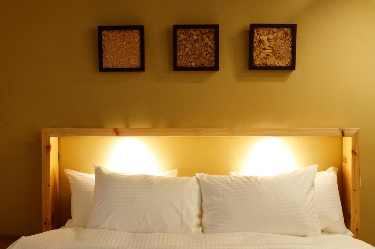 My Way House 好巷一弄民宿 Bed & Breakfast Tainan Exterior photo